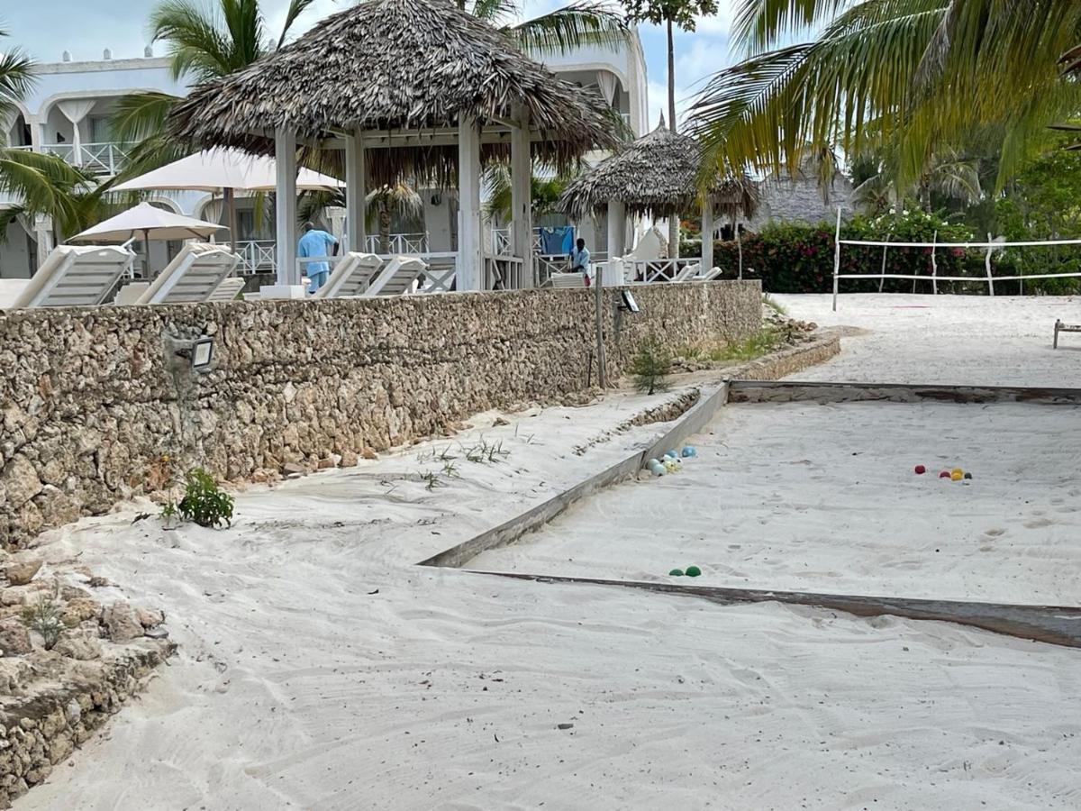 Twiga Beach & Spa Watamu Exterior photo